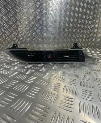 Audi A6 C7 Dash center air vent grill 4G2820951