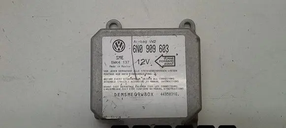 Volkswagen PASSAT B4 Engine control unit/module 6n0909603