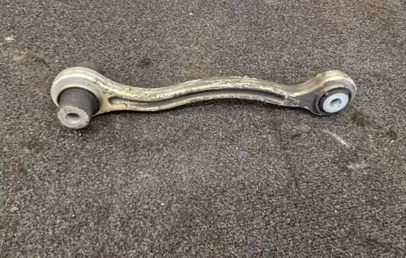 Mercedes-Benz GLC X253 C253 Rear control arm A20402
