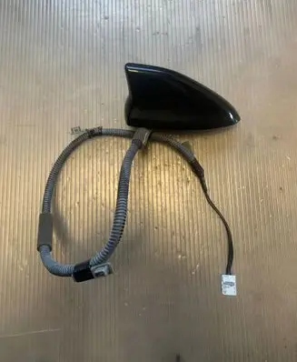 Honda CR-V Aerial GPS antenna 39150T0A NH731P
