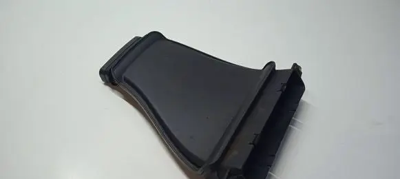 Maserati Levante Air intake duct part 670033069