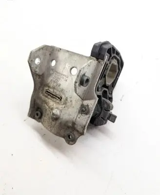 BMW 5 F10 F11 Radiator mount bracket 7186513 7207151 7211161