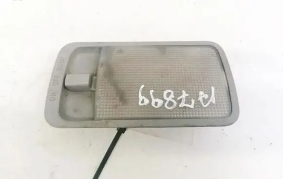 Toyota Avensis Verso Rear seat light