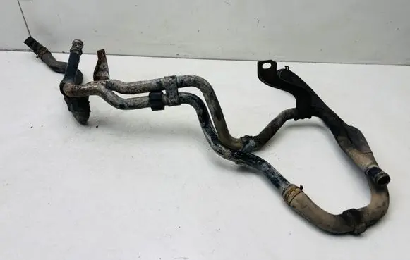 Volkswagen PASSAT B7 Engine coolant pipe/hose 03L121151E