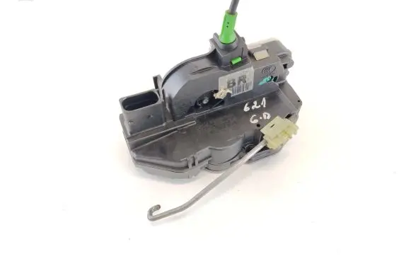 Opel Insignia A Rear door lock 13503178