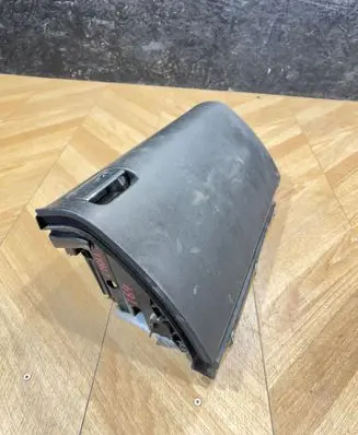 Mercedes-Benz ML W164 Glove box A1646800091 16876938 18114391