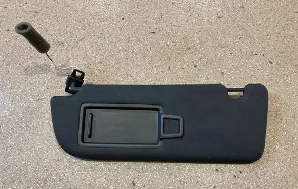 Sun visor