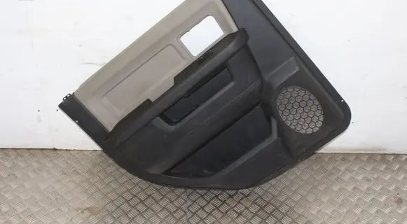 Dodge RAM 1500 DS Rear door card panel trim