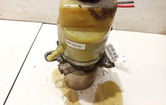Ford Focus C-MAX Power steering pump 4m513k514ad