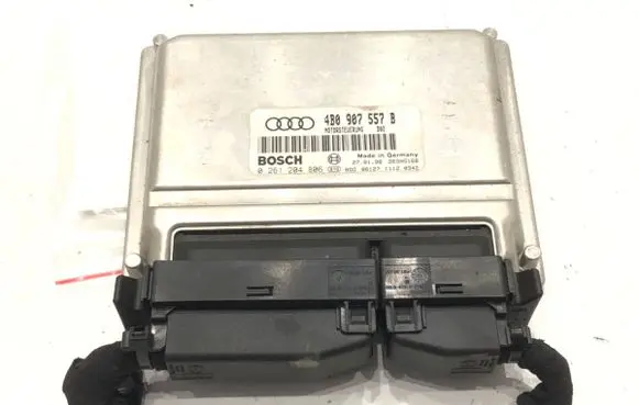 Audi A6 S6 C5 4B Engine control unit/module ECU 4B0907557B