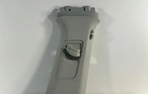 (B) pillar trim (top)