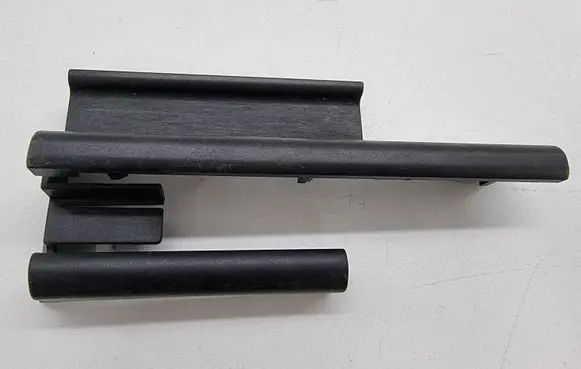 BMW 7 E65 E66 Front driver seat rail trim 7007696 60829010 608290