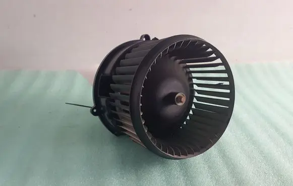 Heater fan/blower