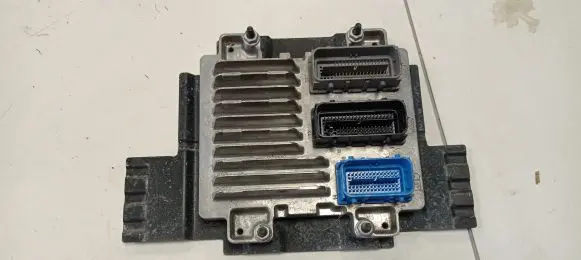 Buick Encore I Engine control unit/module 12679097 ACB3 86ACB3K26301CRAM