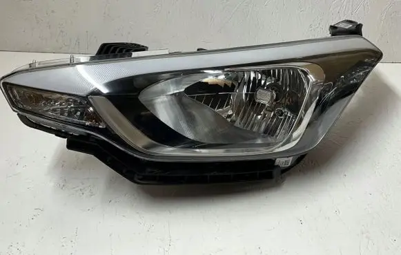 Hyundai i20 (GB IB) Headlight/headlamp 92101