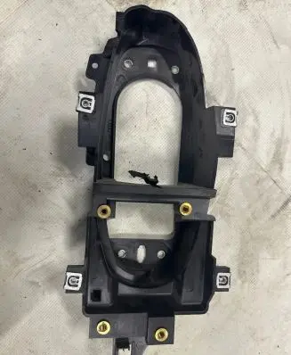 Audi A4 S4 B9 Gear shift cable bracket 8W1863531