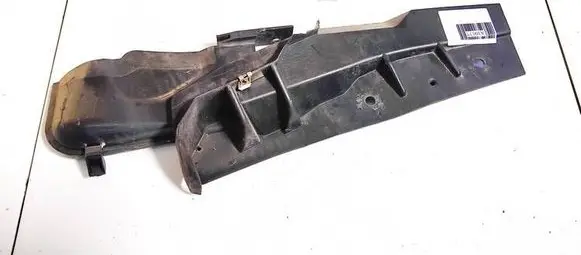 Fender mounting bracket