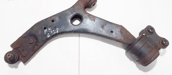Ford Focus Front lower control arm/wishbone