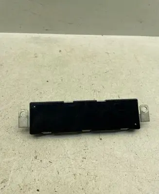Audi A4 S4 B8 8K Aerial antenna amplifier 8K9035225K 7617310140