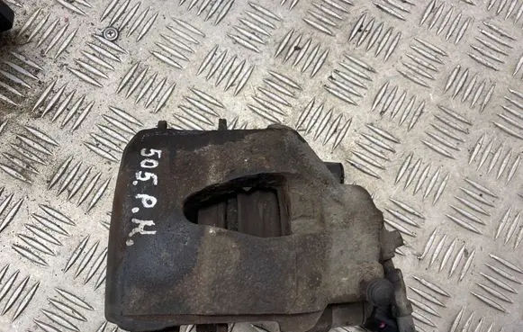 Volkswagen Golf V Front brake caliper