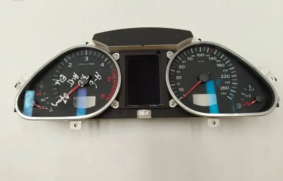 Audi A6 S6 C6 4F Speedometer (instrument cluster) 4F0920900S 00731202 4F0910900A