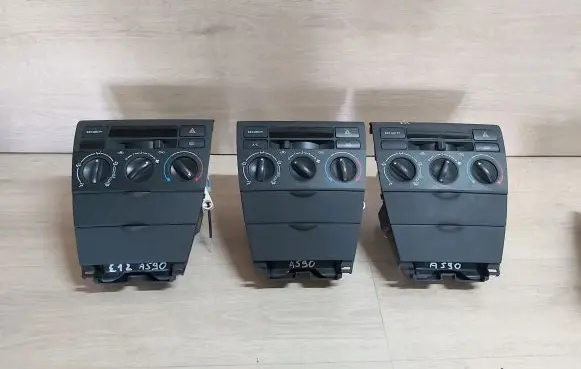 Toyota Corolla E120 E130 Other switches/knobs/shifts E12PANELNAWIEWU