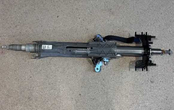 BMW X3 G01 Steering wheel axle 6896187