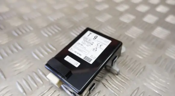Toyota Prius (XW50) Other control units/modules 897B047060