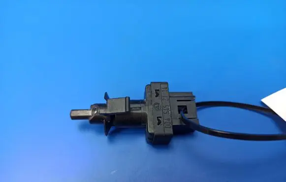 Mercedes-Benz C W203 Clutch pedal sensor 0045452114