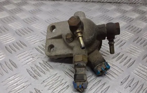Volvo S80 Engine mount bracket