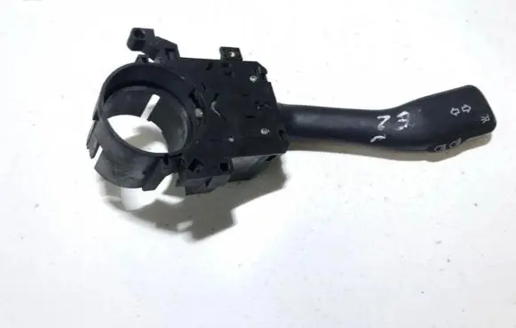 Volkswagen PASSAT B5 Indicator stalk