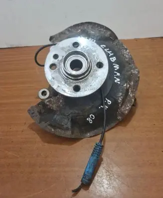 Mini One - Cooper Clubman R55 Front wheel hub