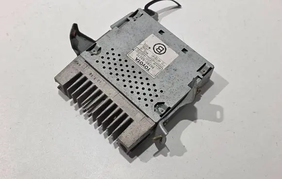 Lexus IS 200-300 Sound amplifier 8628053070