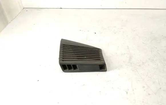 Volkswagen Golf II Side speaker trim/cover 191857210