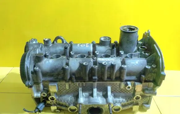 Audi A1 Engine head 04E103475AM CZC