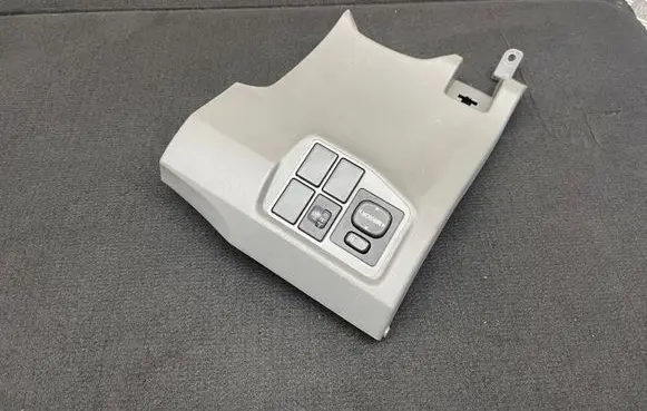 Toyota Prius (XW30) Dashboard lower bottom trim panel 5548047020 183574