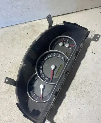KIA Sorento Speedometer (instrument cluster) 940133E240 11000985200K