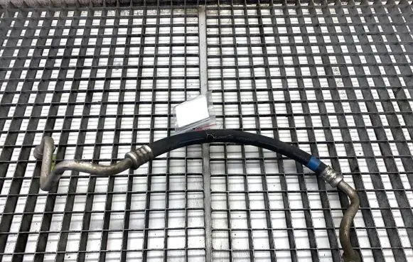 Toyota Auris 150 Air conditioning (A/C) pipe/hose 