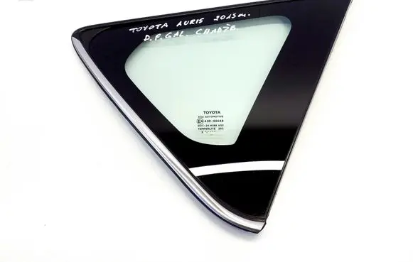 Toyota Auris E180 Rear side window 