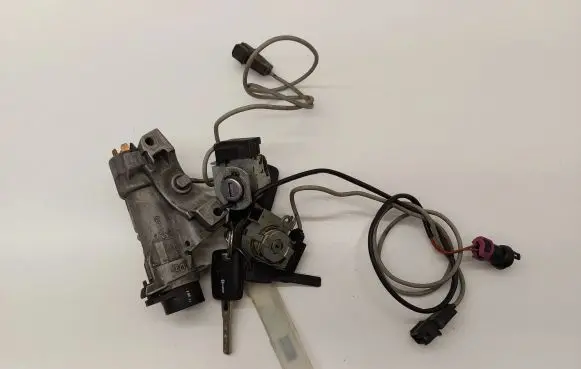 Audi A3 S3 8L Ignition lock 4B0905851C 4B0905849 813971955