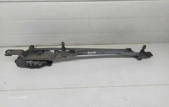 Ford Focus Front wiper linkage and motor 3397020776 4M5117504AB