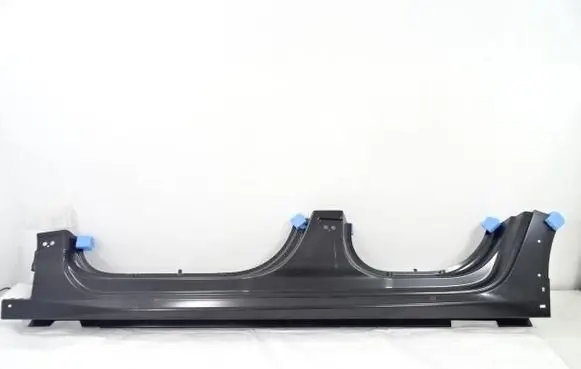Peugeot 208 Sill 1686221080