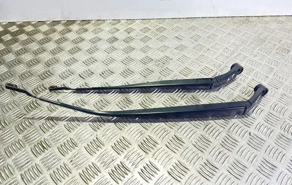 Toyota Auris E180 Front wiper blade arm 8230 2387 519