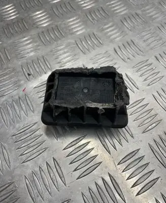 BMW 3 E90 E91 Jacking socket point 11884410 7123311