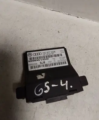Volkswagen Golf V Gateway control module 1K0907530K 1K0907951