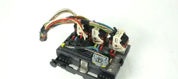 Peugeot Partner BSM Control unit 9675878280