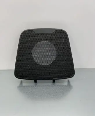 Hyundai Santa Fe Dash center speaker trim cover 847152W000