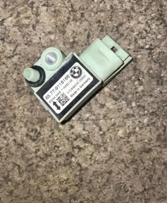 BMW 5 E60 E61 Airbag deployment crash/impact sensor 65779118168