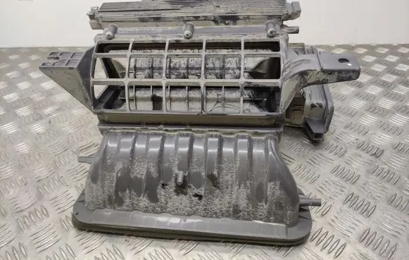 Hyundai Santa Fe Interior heater climate box assembly housing 