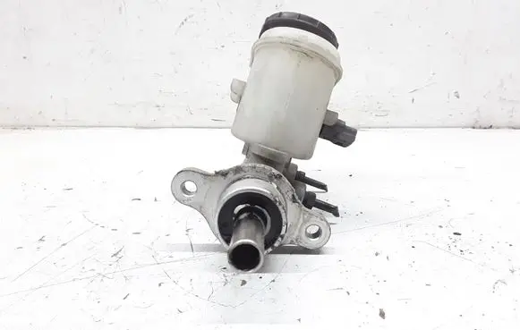 Honda Accord Master brake cylinder